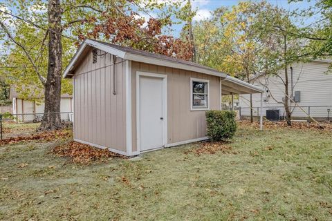 A home in Bonham