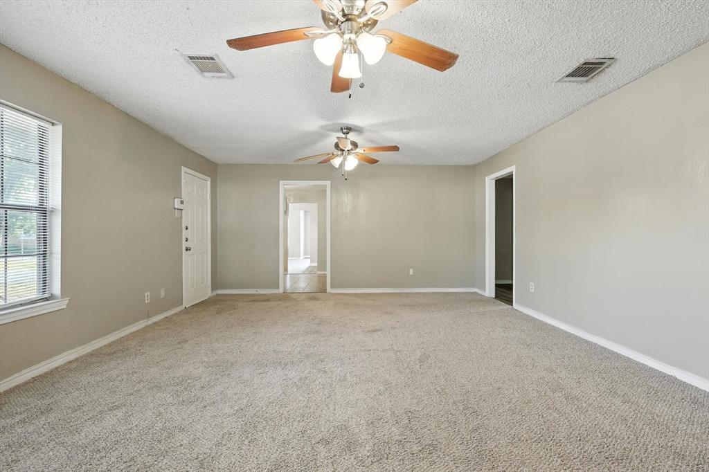 Cedar Heights Acreage - Residential