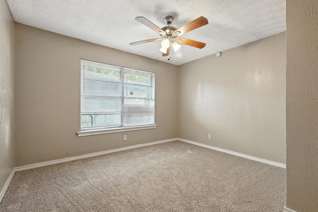 Cedar Heights Acreage - Residential