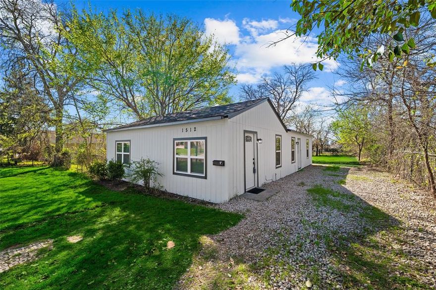 Welcome to this beautifully remodeled 4-bedroom, 1-bath home offering comfort, style, and functionality. Designed with an open-concept layout, this home provides a bright and inviting living space perfect for both everyday living and entertaining.
The updated kitchen features elegant quartz countertops, creating a sleek and modern feel while offering plenty of space for cooking and gathering. New windows throughout the home bring in abundant natural light and improve energy efficiency.
Outside, you’ll find generous parking space—ideal for multiple cars, trucks, or even an RV—making this property perfect for those who need extra room for vehicles or recreational equipment.