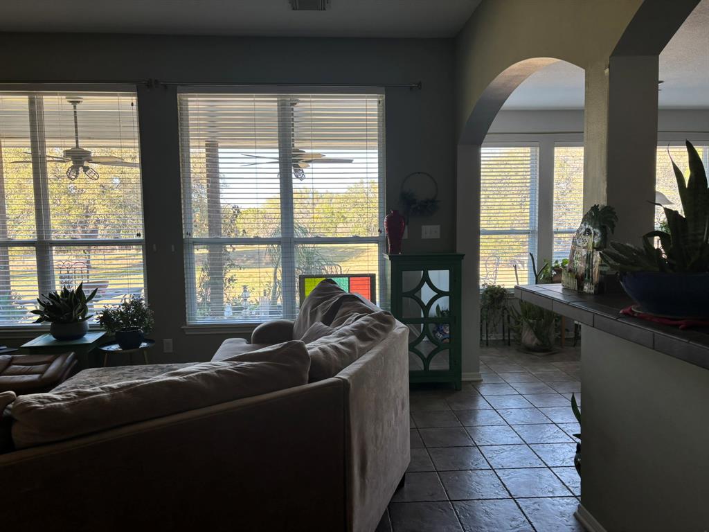 112 Oak Meadow Trail