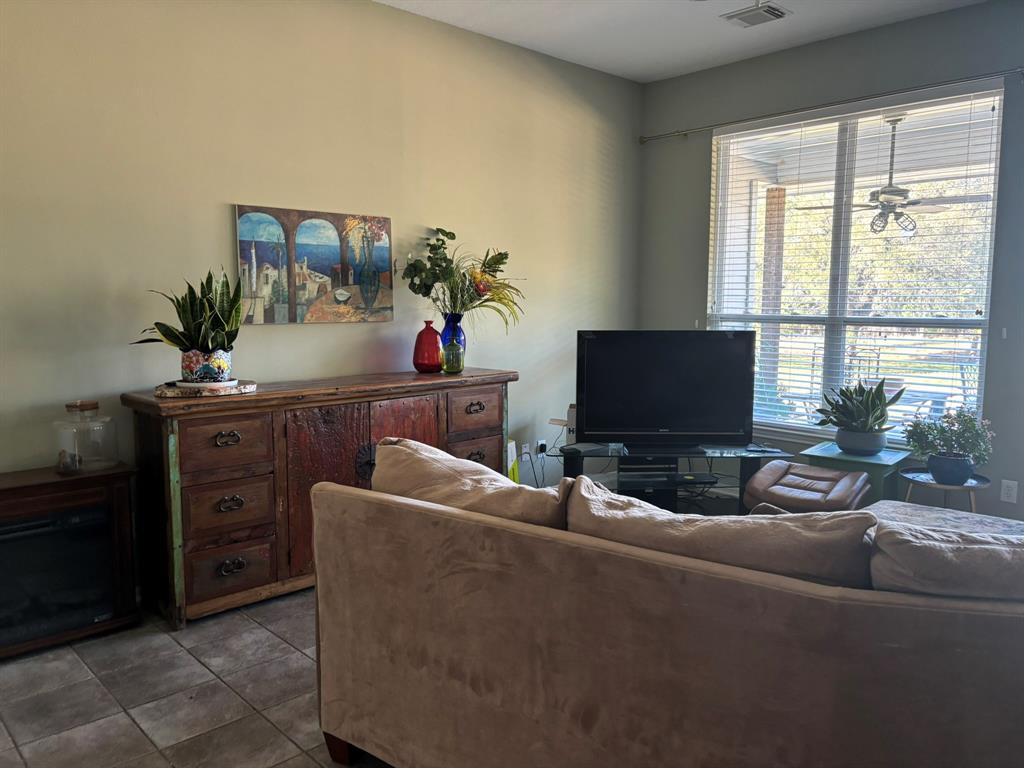 112 Oak Meadow Trail