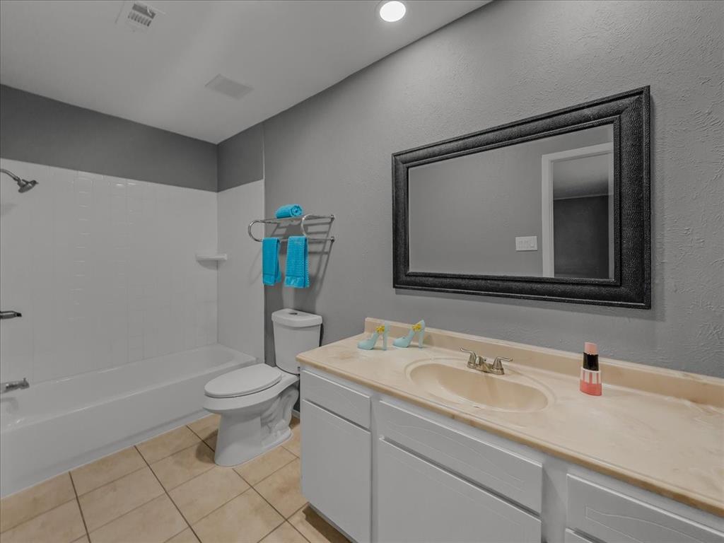 Mountain Creek Twnhs 02 - Residential
