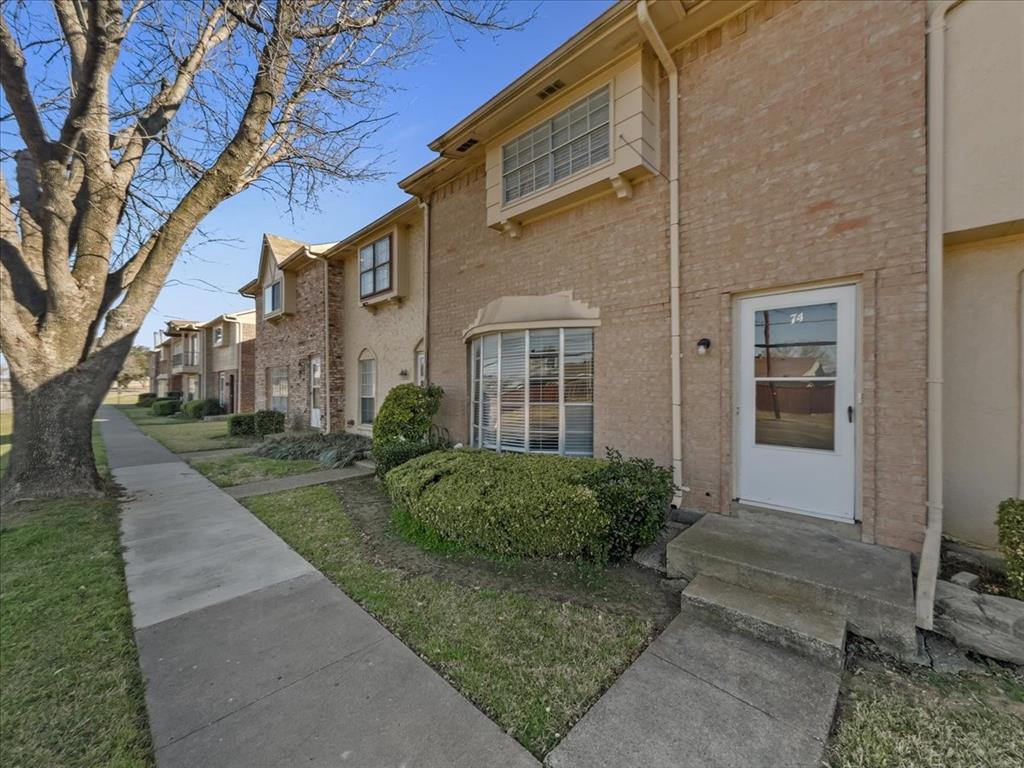 Mountain Creek Twnhs 02 - Residential