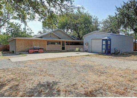 A home in Alvarado