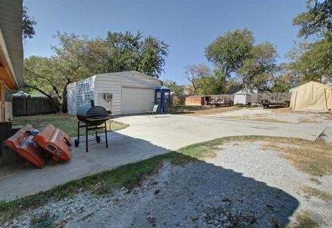 A home in Alvarado