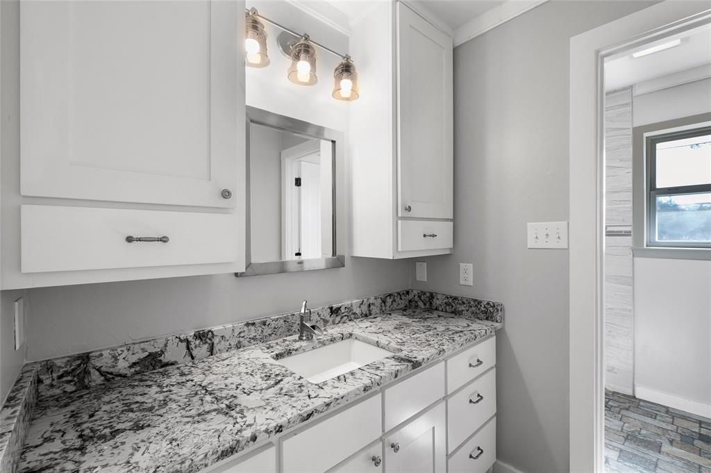 G-1355 WARDEN WILLIAM A-G1355 - Residential