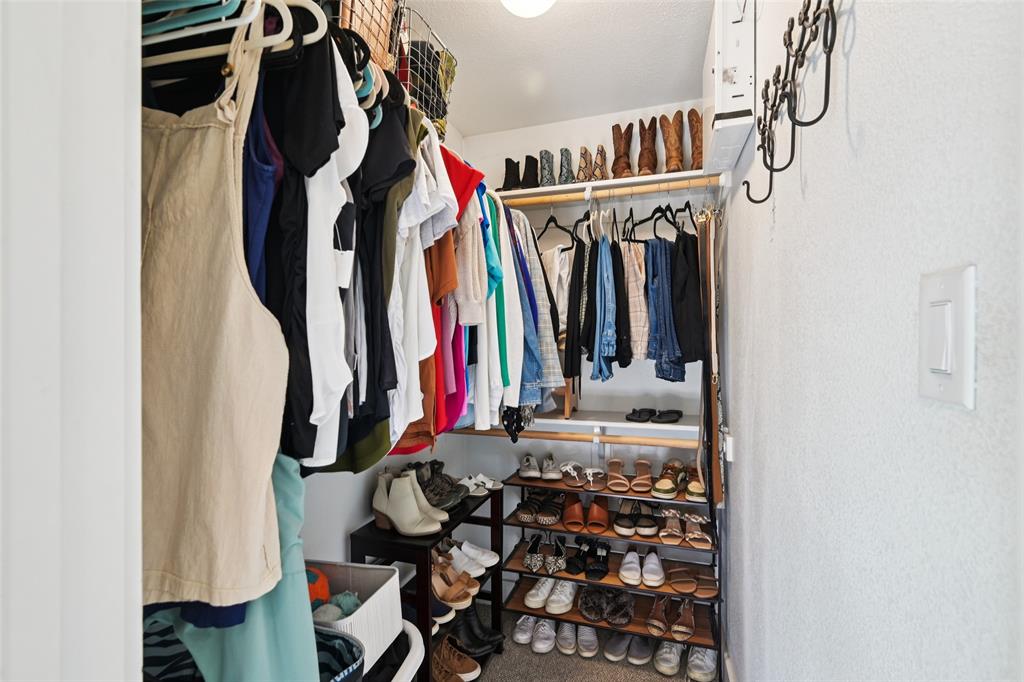 4407 Munger Avenue Condominiums - Residential