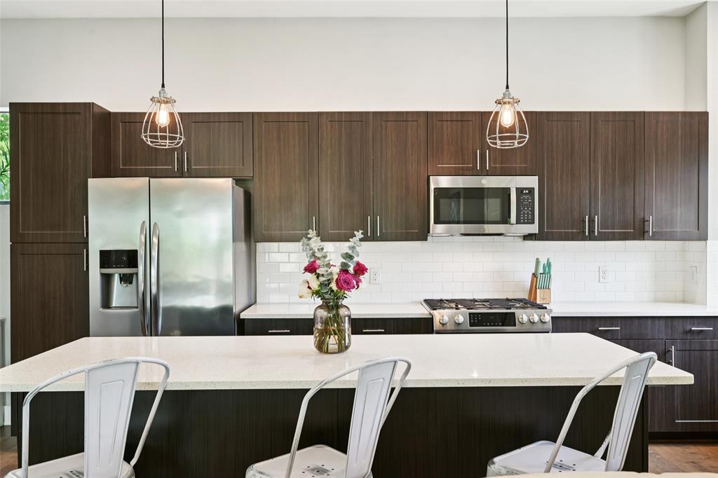 4407 Munger Avenue Condominiums - Residential