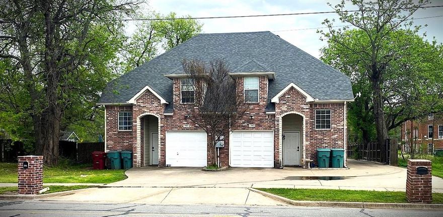 INVESTORS: TURN-KEY RENTAL! 50% LEASED! 4 BEDROOMS-4 ENSUITE BATHS ON EACH SIDE All kitchen appliances including refrigerator and washer & dryer. Each bedroom has a single bed, desk & closet. Includes kitchen table with 4 chairs, living room furniture, large screen tv. 3 Bedrooms and 3 baths upstairs, 1 bedroom and 1 bath downstairs, all with ensuite full bathrooms. Each bedroom is approximately 115-120 square feet on the second floor. 150-175 square feet on the first floor. Ceiling fan in living room and each bedroom. 5 minutes to Austin College, approx. 1 mile. Close to Hwy 75! Property can be used for student housing, Airbnb, corporate, or a personal family. GREAT INVESTMENT! GREAT RENTAL!