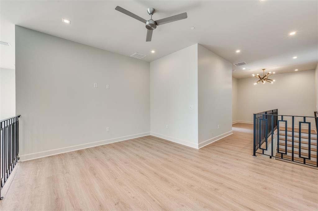 MANSFIELD R BLK C917 LTS 2-3 PT LT 4 ABND - Residential