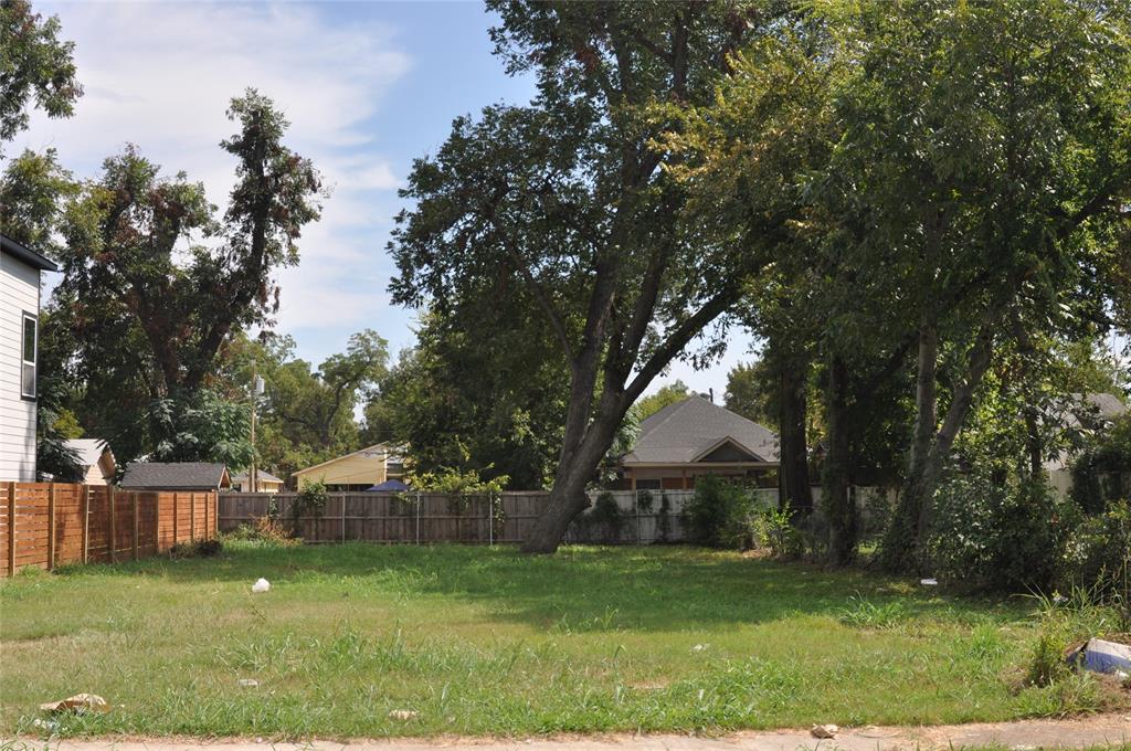 3520 Carl Street