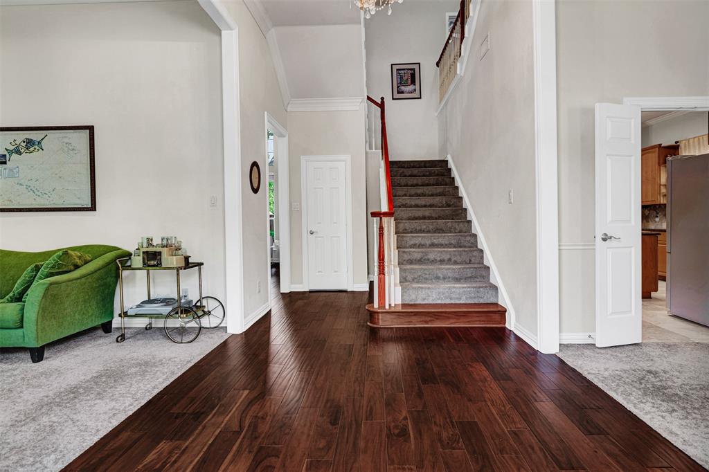 4517 CHESTERWOOD Drive