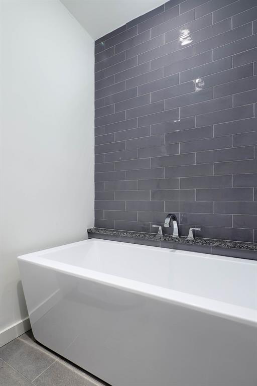 Heights of State Thomas - Residential