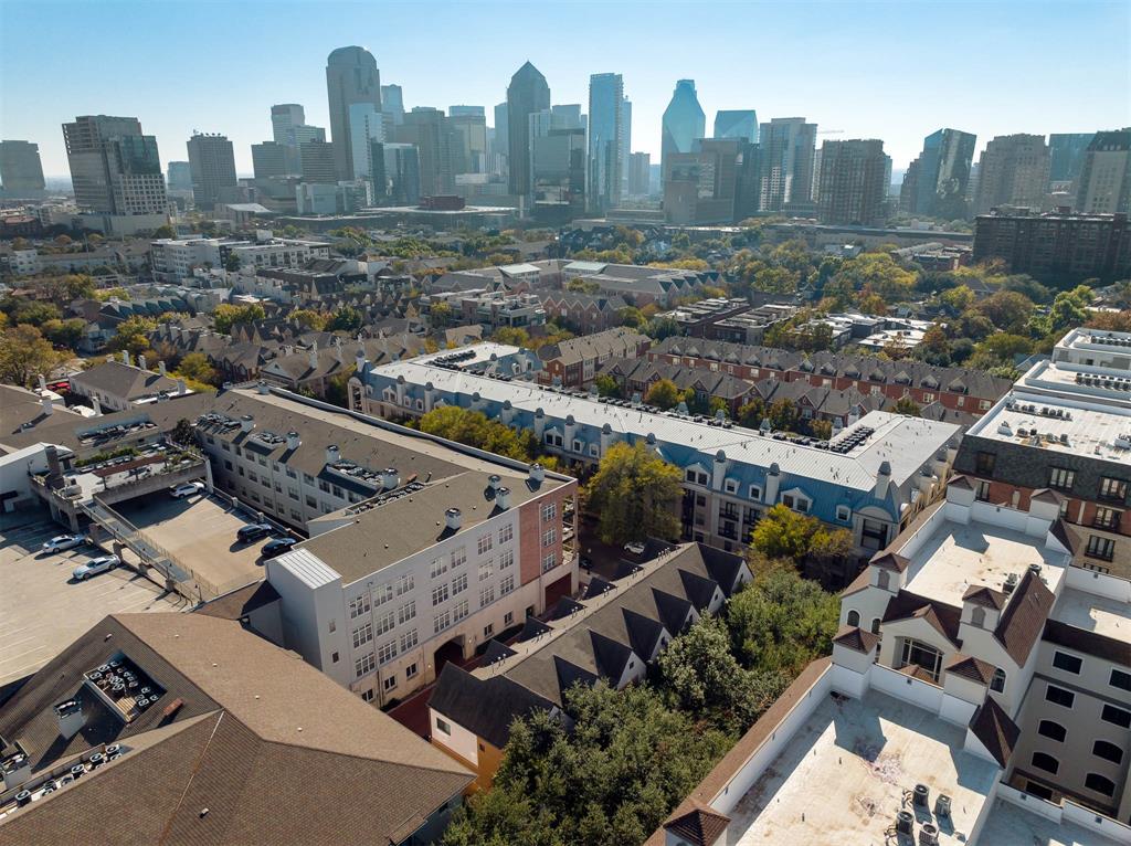 Heights of State Thomas - Residential