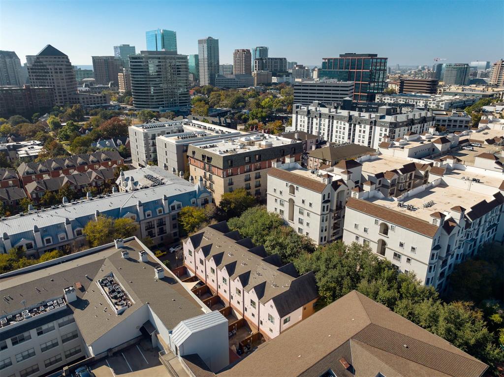 Heights of State Thomas - Residential