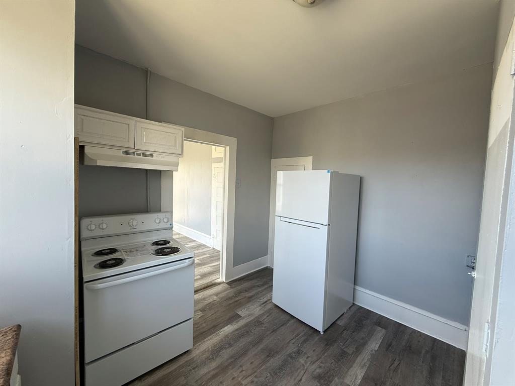 2301-03 Lasker Avenue