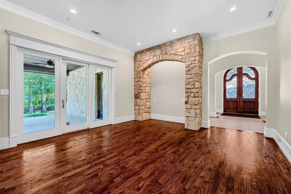 Forrest Glen - Residential