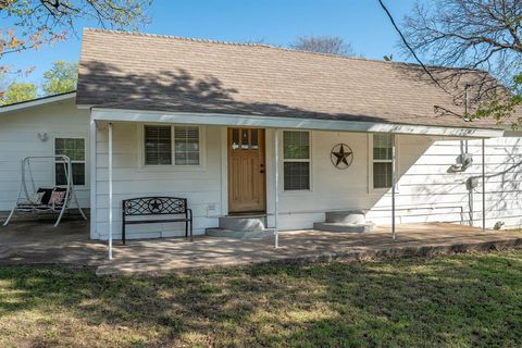 A home in Van Alstyne