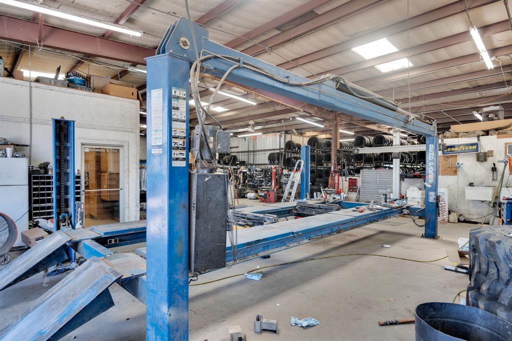 I H Reed - Commercial Sale