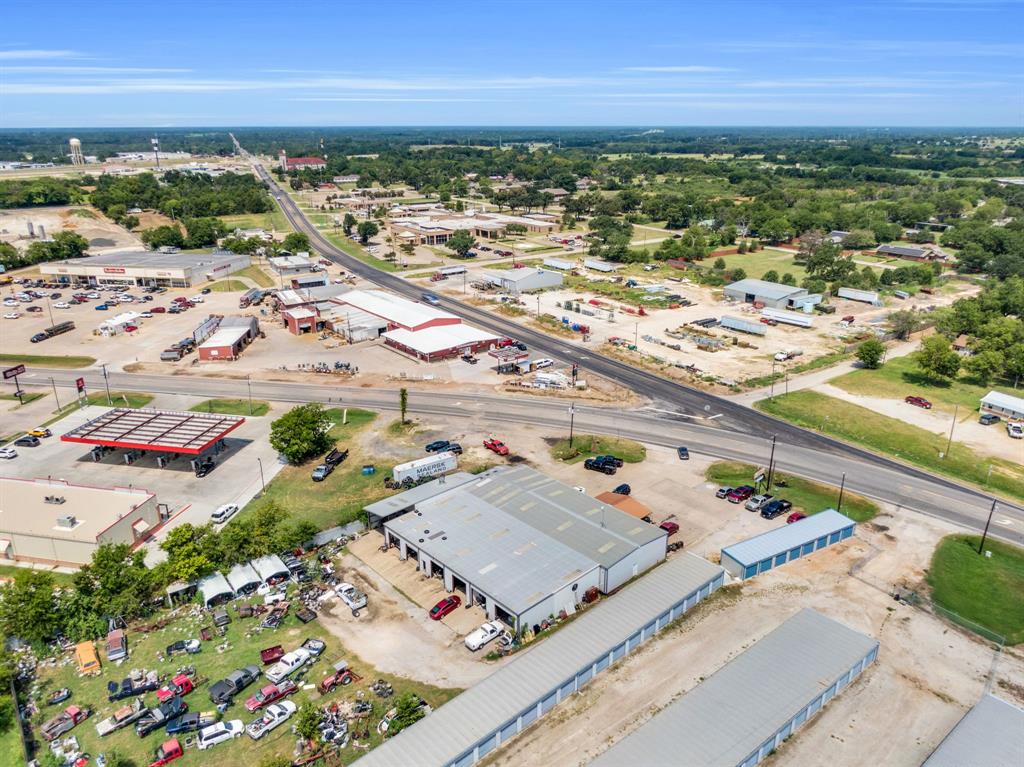 475 W Commerce Street