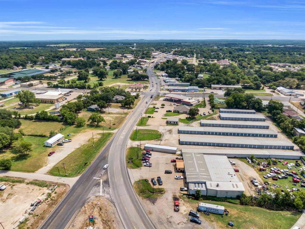 475 W Commerce Street