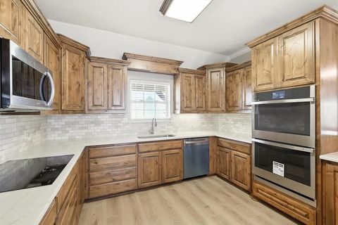 Tiny photo for 109 Petes Lane, Ponder, TX 76259 (MLS # 21083103)