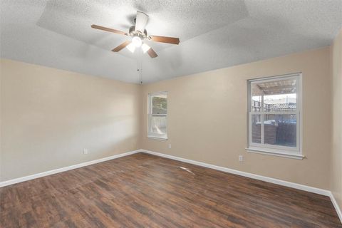 Tiny photo for 606 Lyndon Drive, Woodway, TX 76712 (MLS # 21091605)