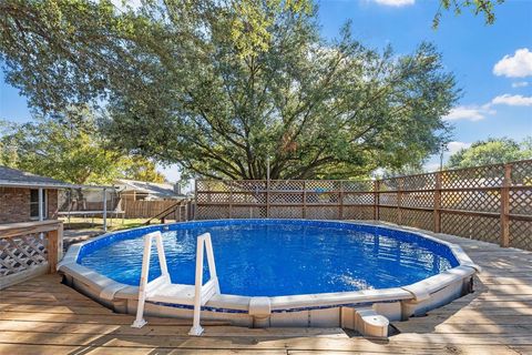 Tiny photo for 606 Lyndon Drive, Woodway, TX 76712 (MLS # 21091605)