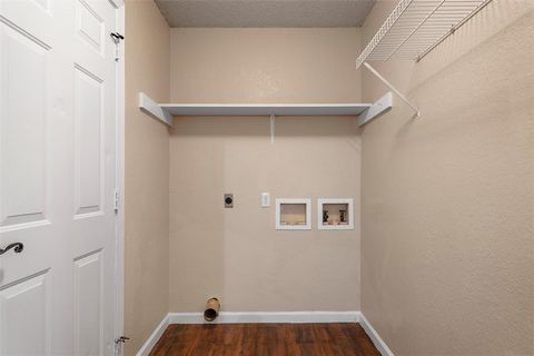 Tiny photo for 606 Lyndon Drive, Woodway, TX 76712 (MLS # 21091605)