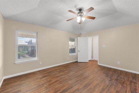 Tiny photo for 606 Lyndon Drive, Woodway, TX 76712 (MLS # 21091605)