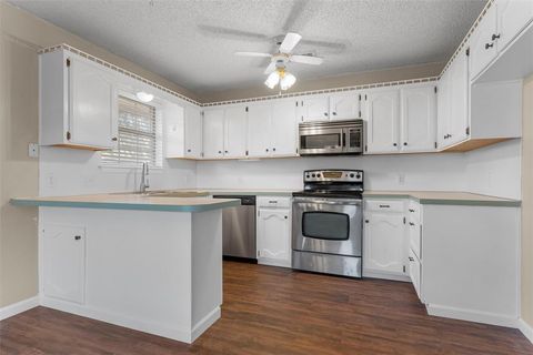 Tiny photo for 606 Lyndon Drive, Woodway, TX 76712 (MLS # 21091605)