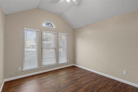 Tiny photo for 606 Lyndon Drive, Woodway, TX 76712 (MLS # 21091605)
