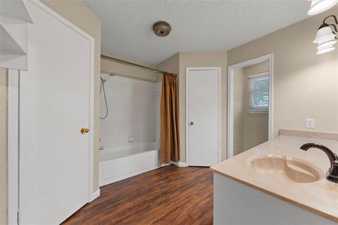 Tiny photo for 606 Lyndon Drive, Woodway, TX 76712 (MLS # 21091605)