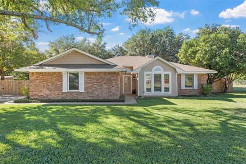 Tiny photo for 606 Lyndon Drive, Woodway, TX 76712 (MLS # 21091605)