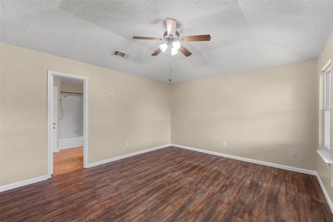 Tiny photo for 606 Lyndon Drive, Woodway, TX 76712 (MLS # 21091605)