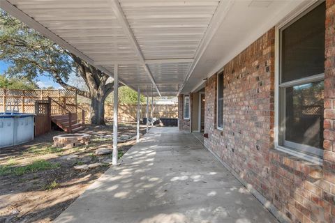 Tiny photo for 606 Lyndon Drive, Woodway, TX 76712 (MLS # 21091605)