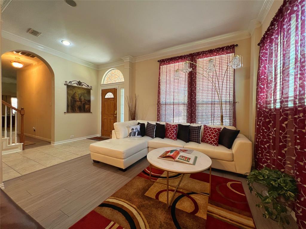 6869 Cape Cod Drive
