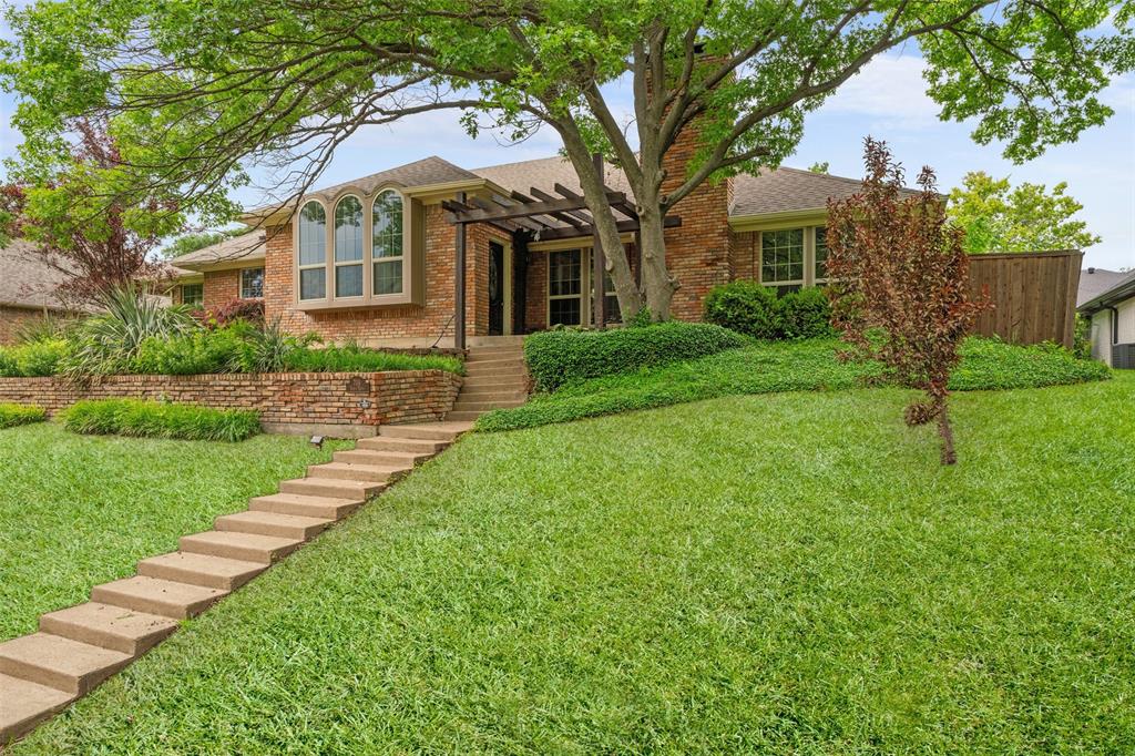 709 Robin Drive
