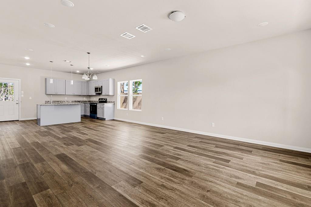 Riverside Estates - Residential