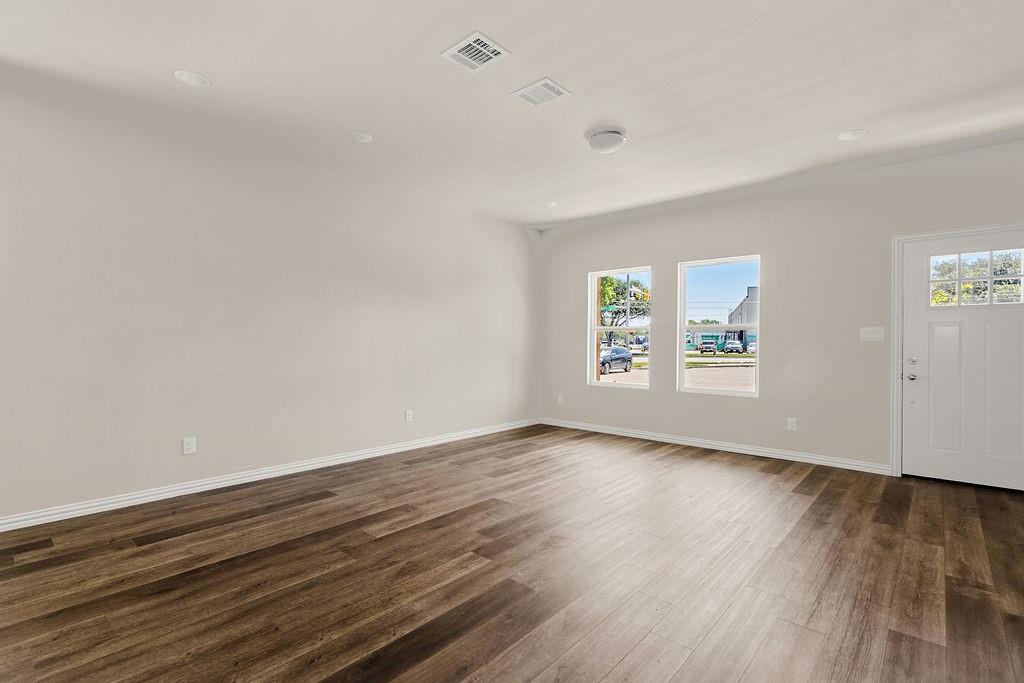 Riverside Estates - Residential