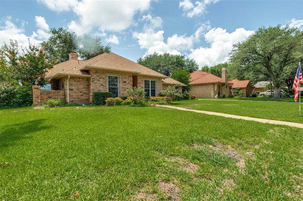 1026 Huntington Drive