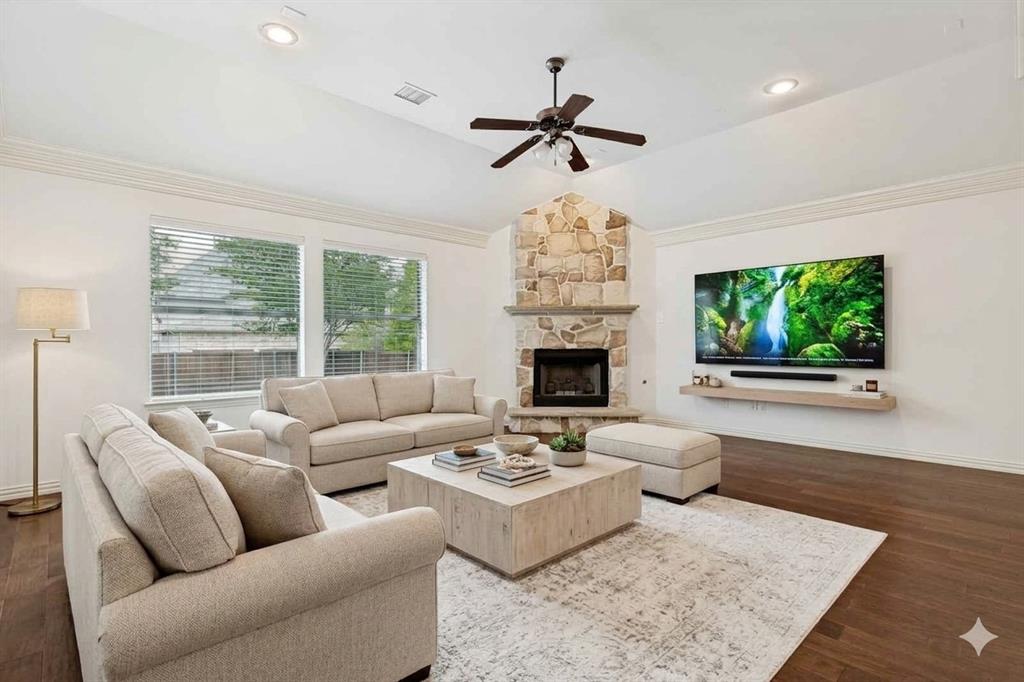 1806 Childress Lane