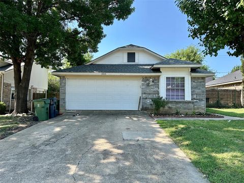 1416 Woodfern Drive Arlington TX 76018