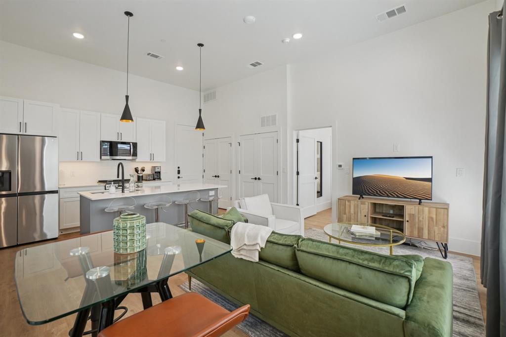 Maple Brothers - Residential Lease