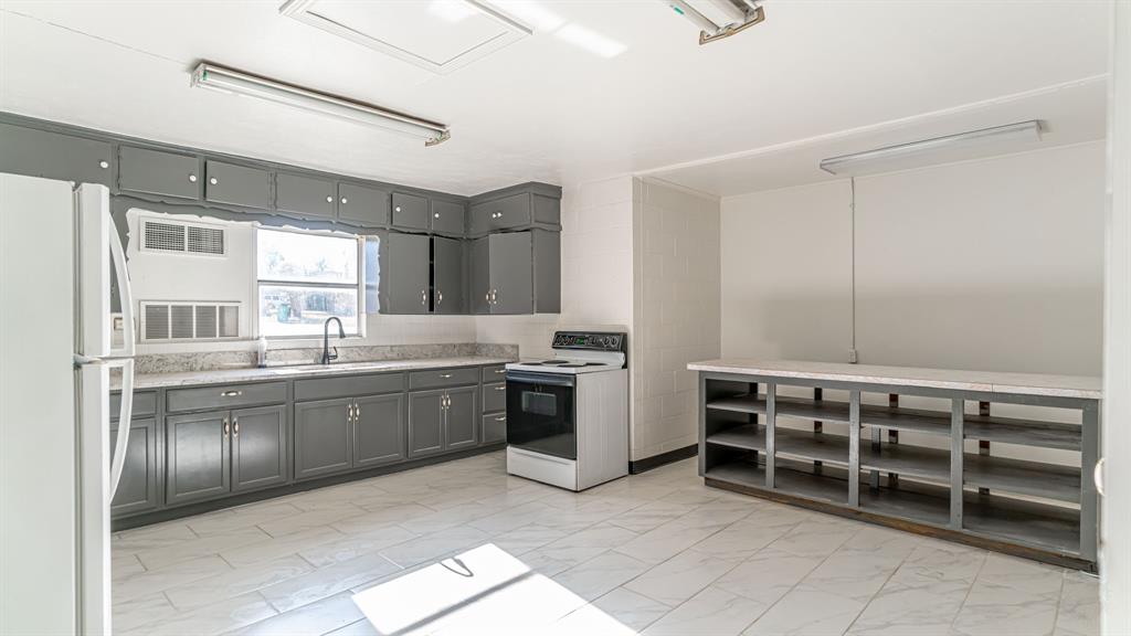 Davis 2nd Add - Commercial Sale