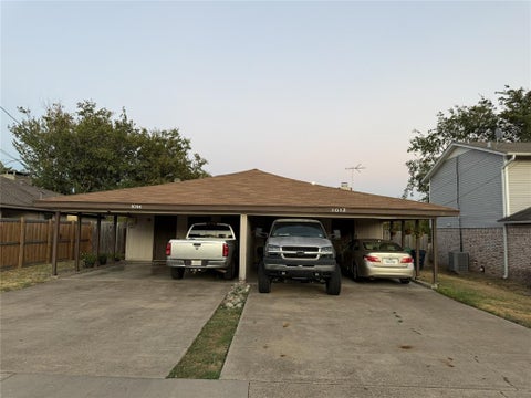 Photo of 1012 Mulkey Lane, Denton, TX 76209 (MLS # 21387809)