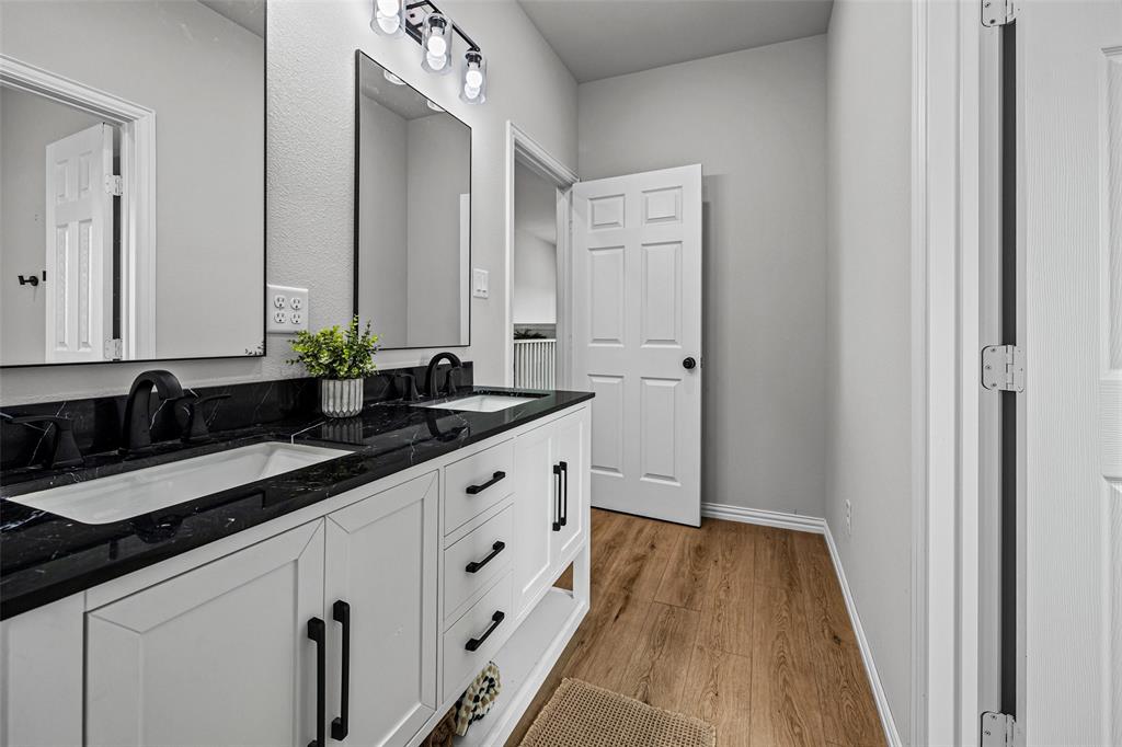 Canyon Creek - Residential