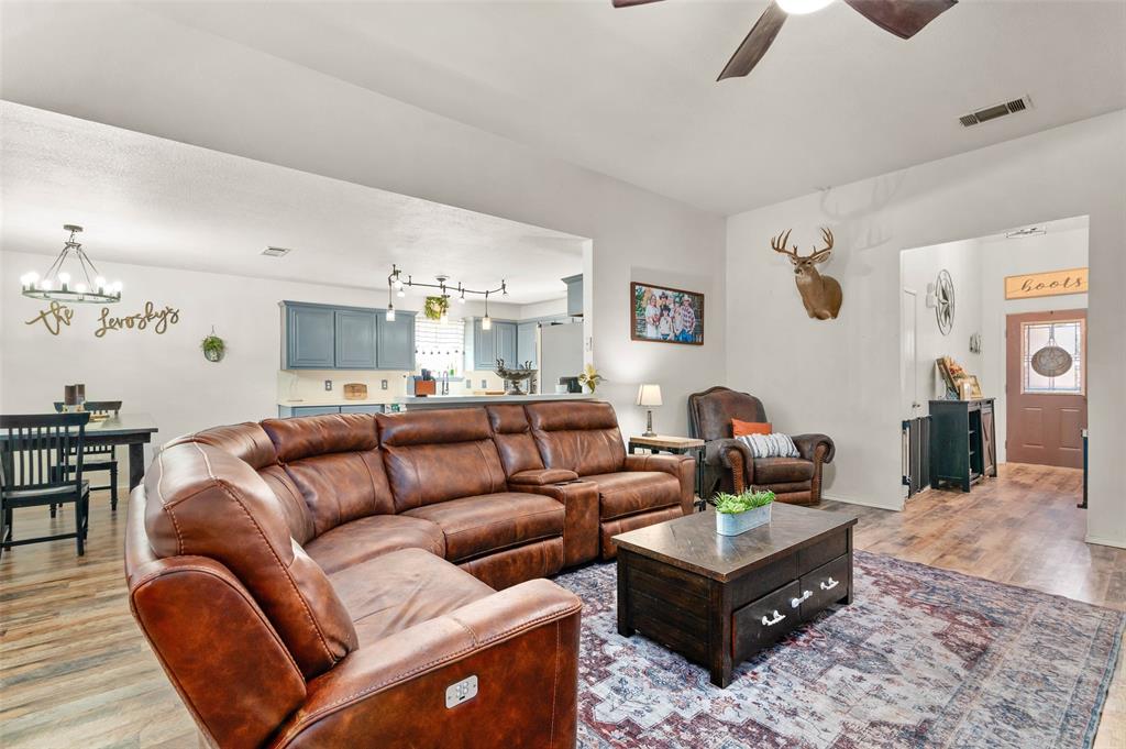 250 Wellington Trail