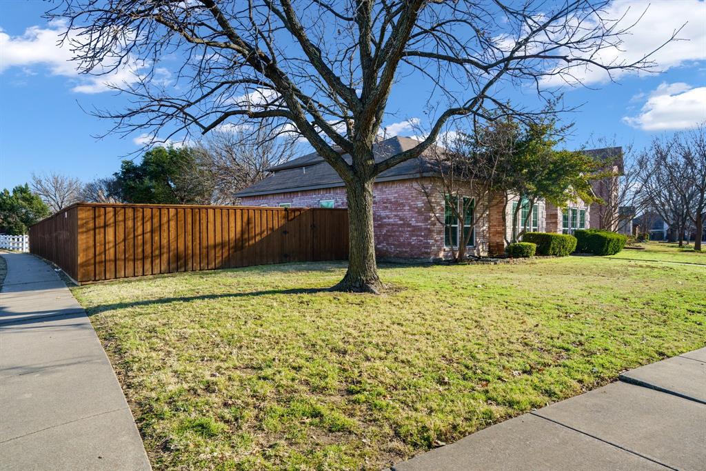 2808 Pinnacle Drive